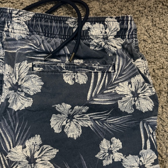 George Navy and White Patterned Shorts - Picture 9 of 10